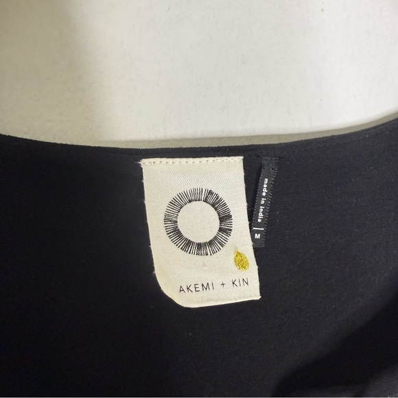 Akemi + Kin Embroidered Blouse Black Size Medium Anthropologie - Picture 4 of 5